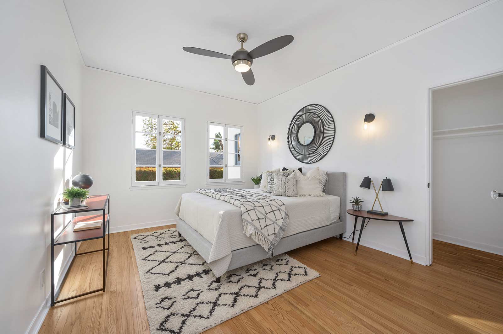 The Hayworth: Carey Grant Suite Bedroom 1