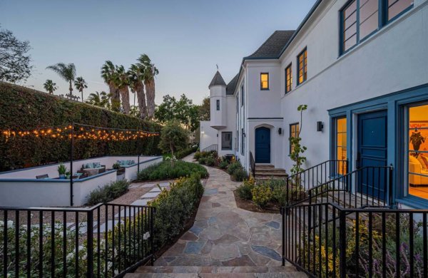 The Hayworth-Exterior-04