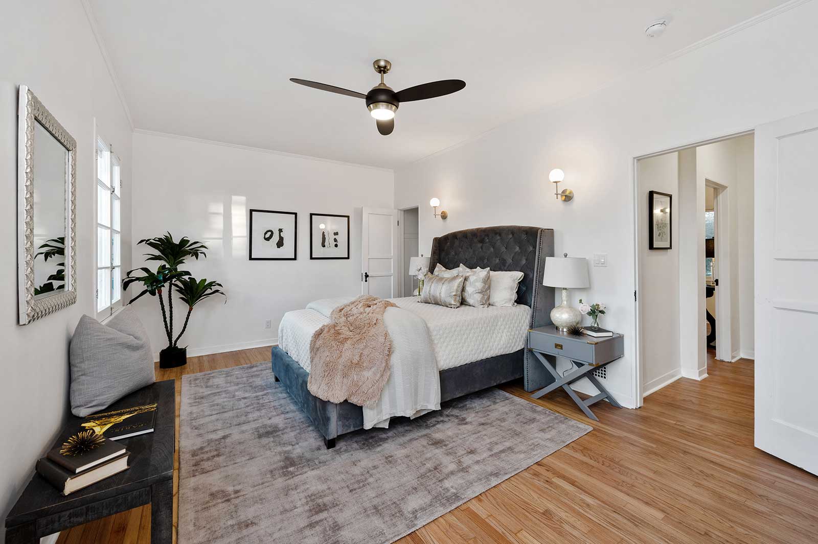 The Hayworth: Elizabeth Taylor Suite-Bedroom 1